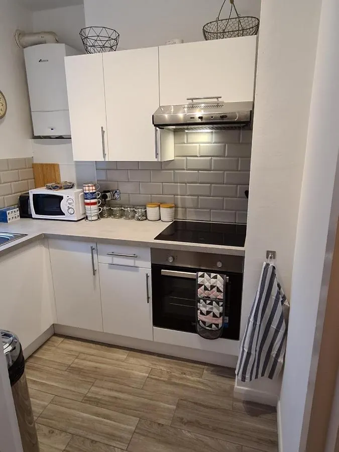 Centrally Located, Comfortable Apartment Near Station, Beach And North Laines Brighton 0*,